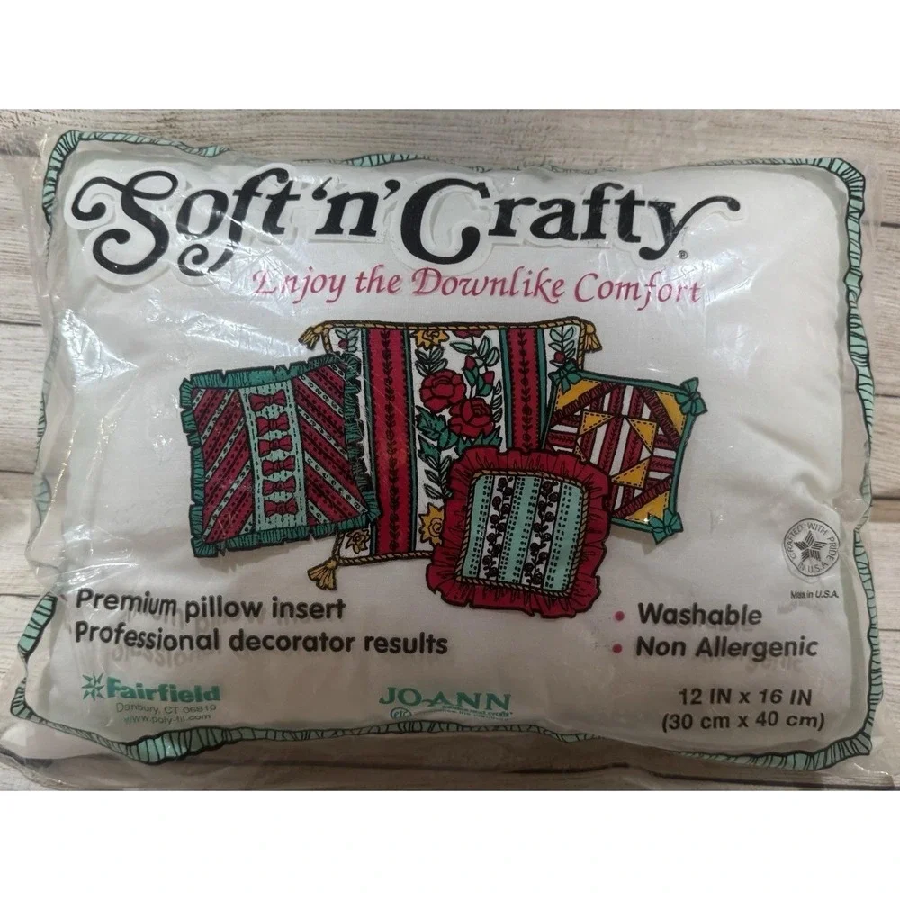 NOS Vintage Soft 'n Crafty Fairfield Jo-Ann Pillow Insert 12